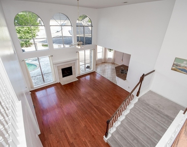 2719 Mossy Log Court - Photo Thumbnail 35