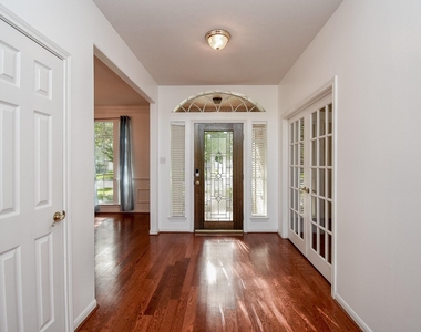 2719 Mossy Log Court - Photo Thumbnail 5