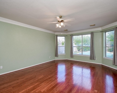 2719 Mossy Log Court - Photo Thumbnail 24
