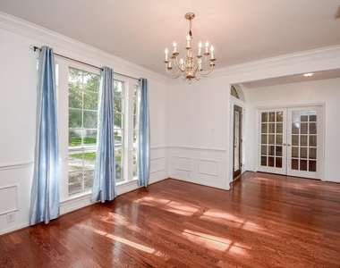 2719 Mossy Log Court - Photo Thumbnail 9
