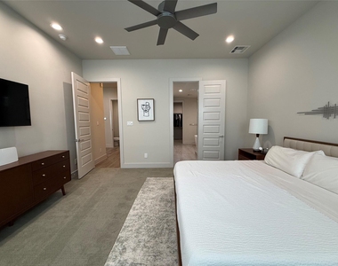 6820 Rocinante Lane - Photo Thumbnail 6