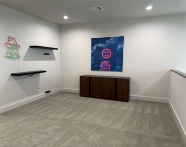 6820 Rocinante Lane - Photo Thumbnail 10