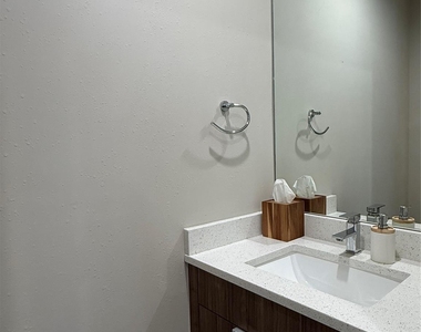 6820 Rocinante Lane - Photo Thumbnail 4