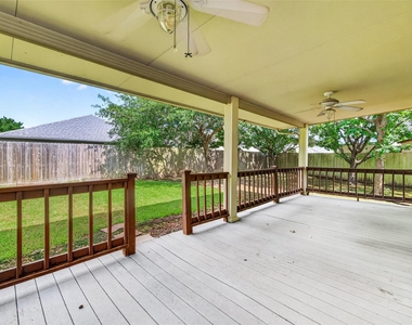 3934 Brook Garden Lane - Photo Thumbnail 31
