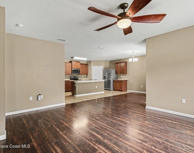 2650 Falcon Lane - Photo Thumbnail 3