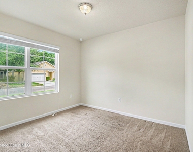 2650 Falcon Lane - Photo Thumbnail 9