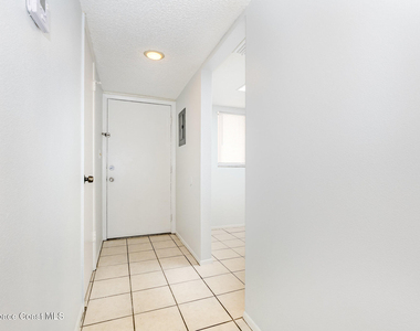 204 W Seminole Avenue - Photo Thumbnail 2