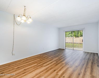 204 W Seminole Avenue - Photo Thumbnail 4