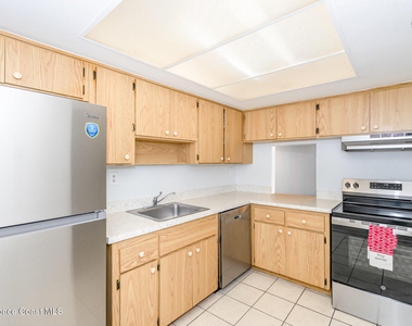 204 W Seminole Avenue - Photo Thumbnail 3