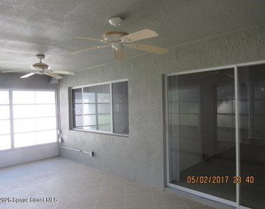1610 Lago Mar Drive - Photo Thumbnail 5