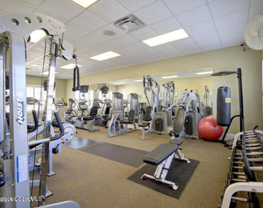 1610 Lago Mar Drive - Photo Thumbnail 20