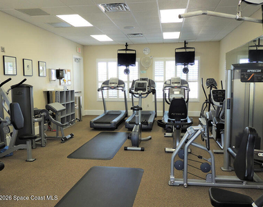 1610 Lago Mar Drive - Photo Thumbnail 22
