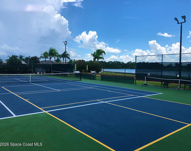 1610 Lago Mar Drive - Photo Thumbnail 19