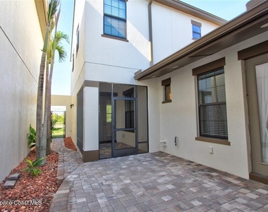 8810 Napolo Drive - Photo Thumbnail 13