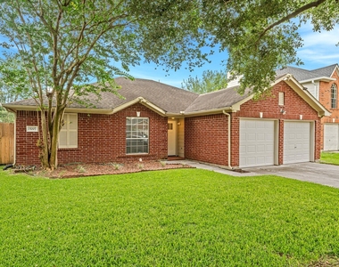 15007 Changing Oak Ridge Court - Photo Thumbnail 2
