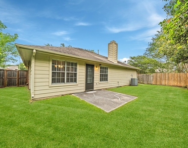 15007 Changing Oak Ridge Court - Photo Thumbnail 25