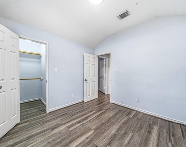 15007 Changing Oak Ridge Court - Photo Thumbnail 22