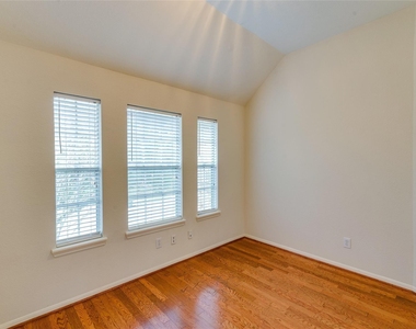 4019 Angel Springs Drive - Photo Thumbnail 37