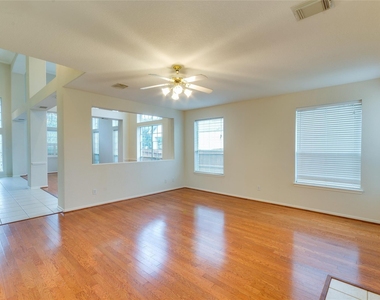 4019 Angel Springs Drive - Photo Thumbnail 12