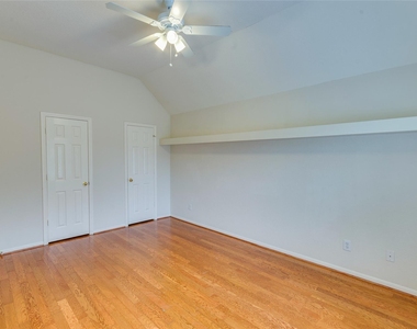 4019 Angel Springs Drive - Photo Thumbnail 32