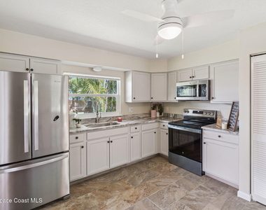 919 Quail Street Se - Photo Thumbnail 5