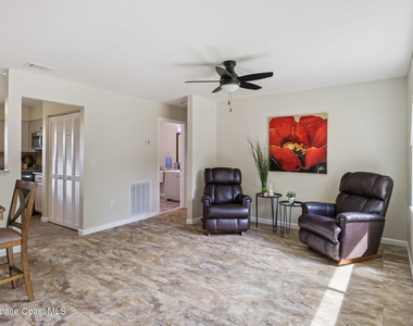 919 Quail Street Se - Photo Thumbnail 1