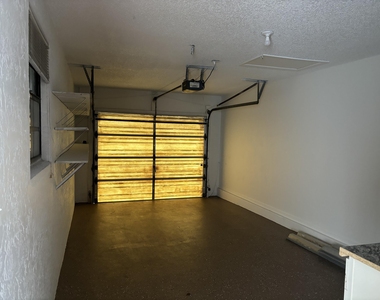 255 Paradise Boulevard - Photo Thumbnail 14