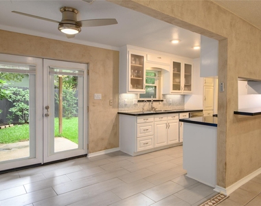 4110 Garden Springs Drive - Photo Thumbnail 4