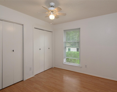 4110 Garden Springs Drive - Photo Thumbnail 9
