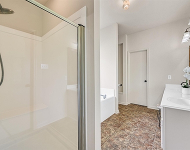 1404 Hollier Road - Photo Thumbnail 23