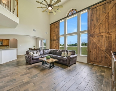 1404 Hollier Road - Photo Thumbnail 12