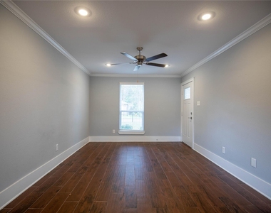 4419 Reynaldo Drive - Photo Thumbnail 3