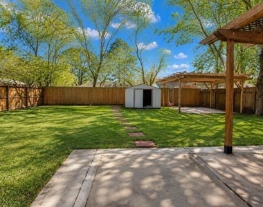 4419 Reynaldo Drive - Photo Thumbnail 12