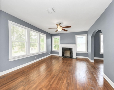3012 Isabella Street - Photo Thumbnail 4