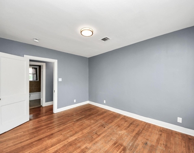 3012 Isabella Street - Photo Thumbnail 25