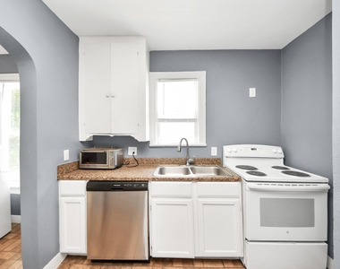 3012 Isabella Street - Photo Thumbnail 16