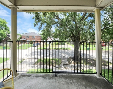 3012 Isabella Street - Photo Thumbnail 9