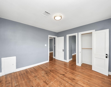 3012 Isabella Street - Photo Thumbnail 32