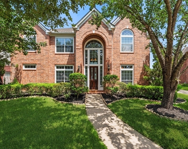 2923 Zachary Bend Lane - Photo Thumbnail 1