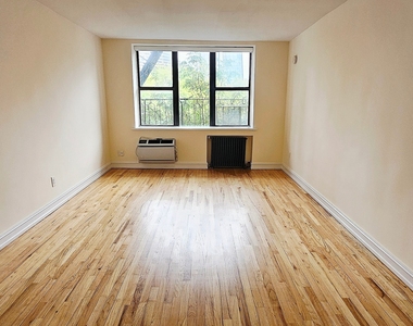 East 36 Street - Photo Thumbnail 2