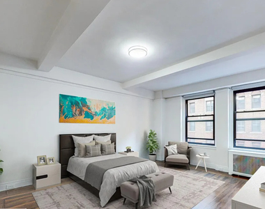 West 55 Street - Photo Thumbnail 2