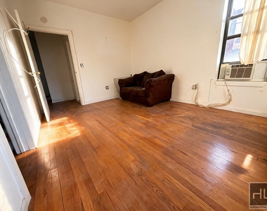 West 10 Street - Photo Thumbnail 1