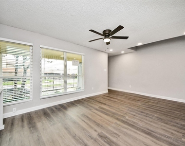 781 Country Place Drive - Photo Thumbnail 21