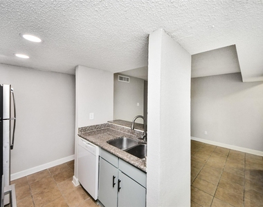 781 Country Place Drive - Photo Thumbnail 15
