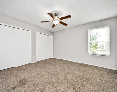 781 Country Place Drive - Photo Thumbnail 23