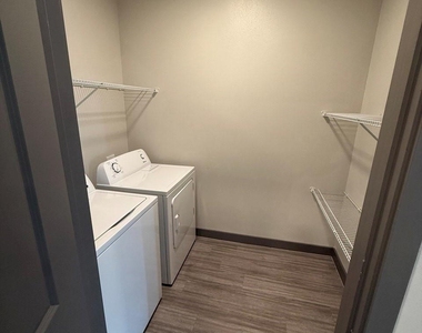 17448 N Eldridge Parkway - Photo Thumbnail 14