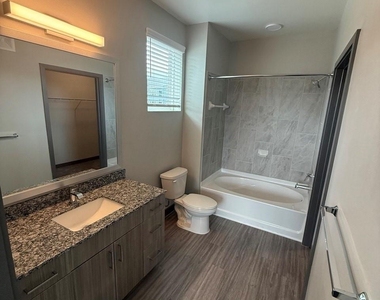 17448 N Eldridge Parkway - Photo Thumbnail 7