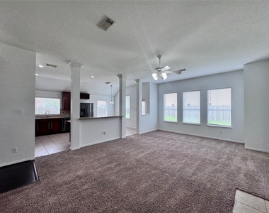 7502 Quiet Trace Lane - Photo Thumbnail 6