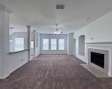 7502 Quiet Trace Lane - Photo Thumbnail 5
