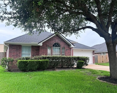 7502 Quiet Trace Lane - Photo Thumbnail 2